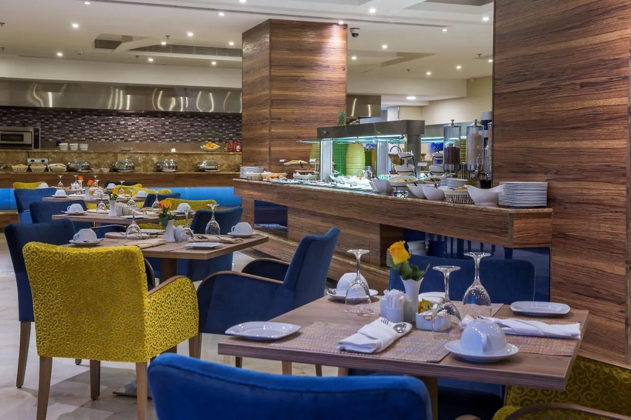 Radisson Blu Plaza Jeddah Hotel