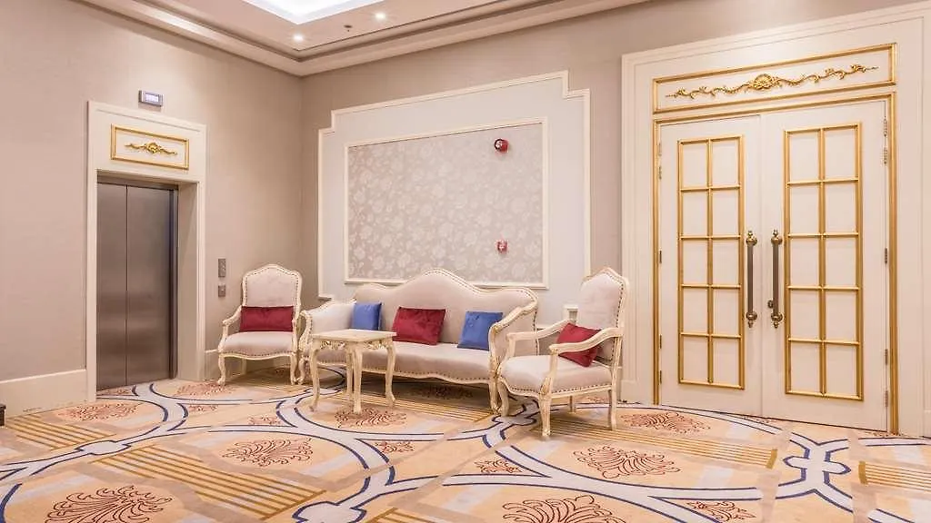 Radisson Blu Plaza Jeddah Hotel