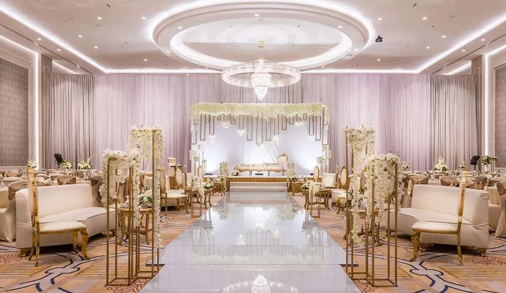 Radisson Blu Plaza Jeddah Hotel