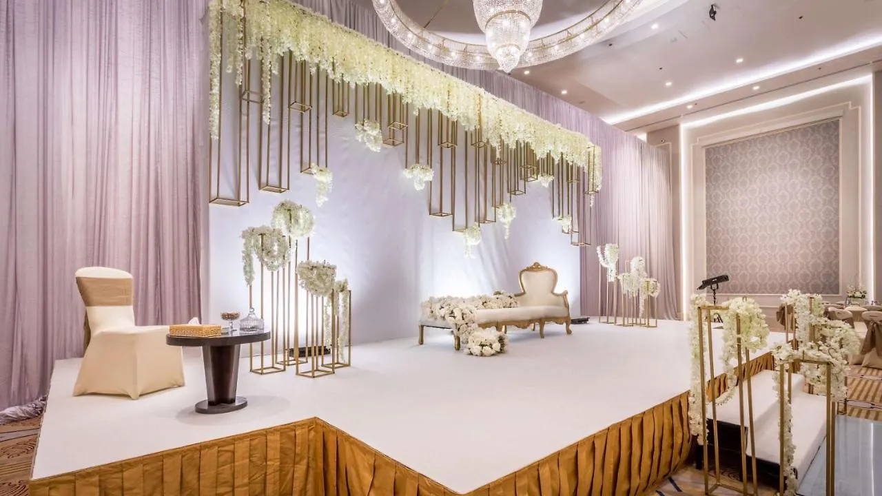 Radisson Blu Plaza Jeddah Hotel