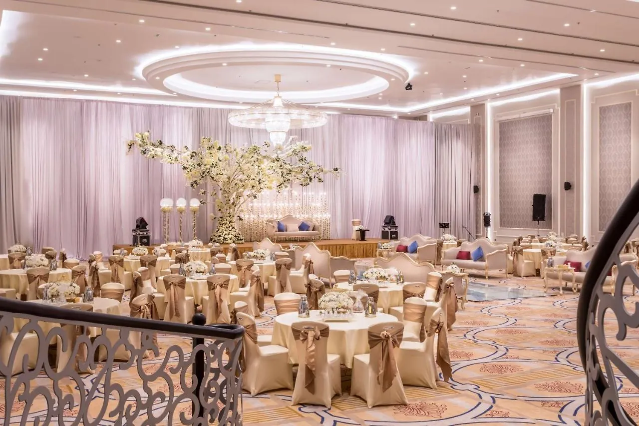 Radisson Blu Plaza Jeddah Hotel 4*,