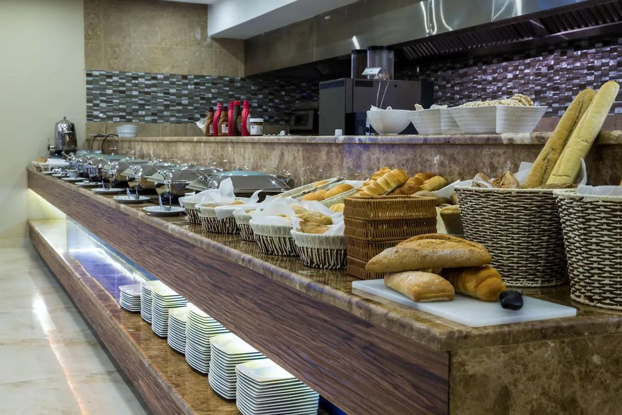 Radisson Blu Plaza Jeddah Hotel